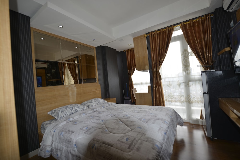 Clean & Compact Room at Elpis sun rise view view 4