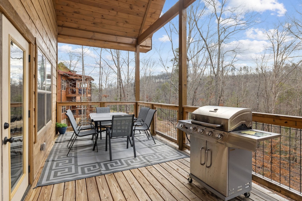 Big Bear Splash 2 Bedroom Cabin