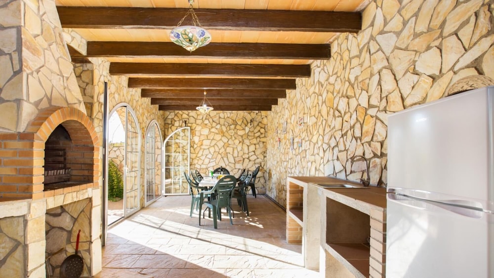 Sotet in Vidreres With 4 Bedrooms and 2 Bathrooms