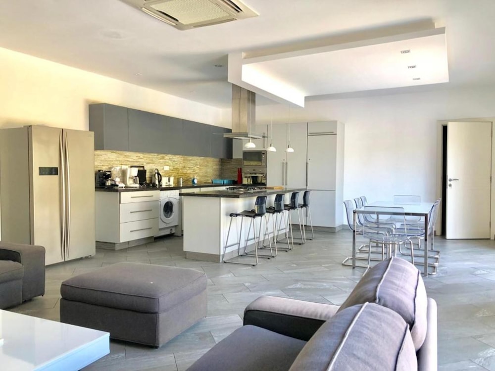Grand Amber Villas Diani