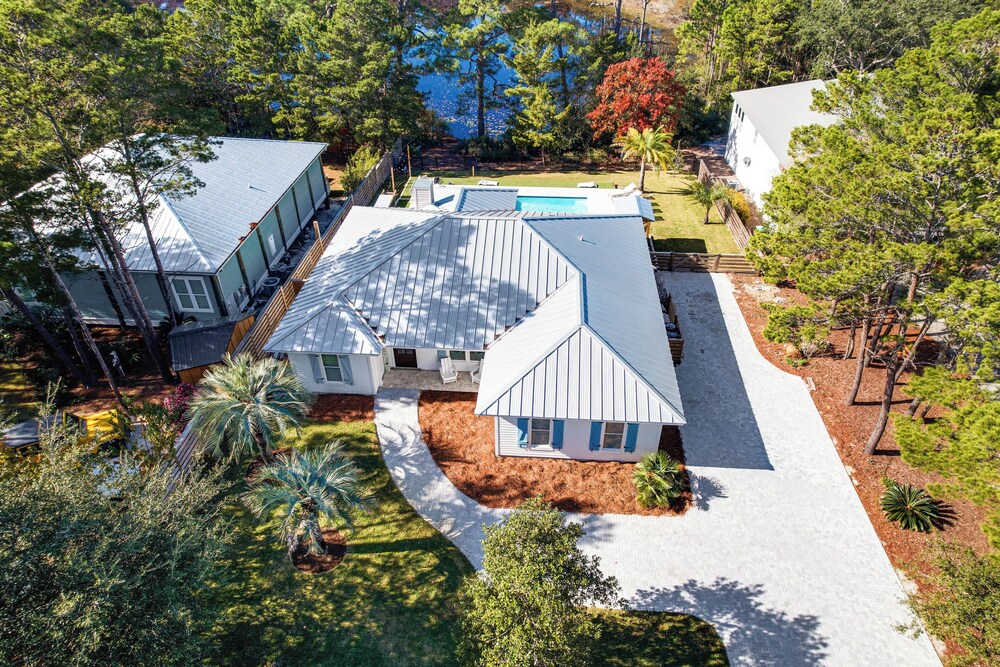 Tranquility & Nearby Beach Access: Private Oasis