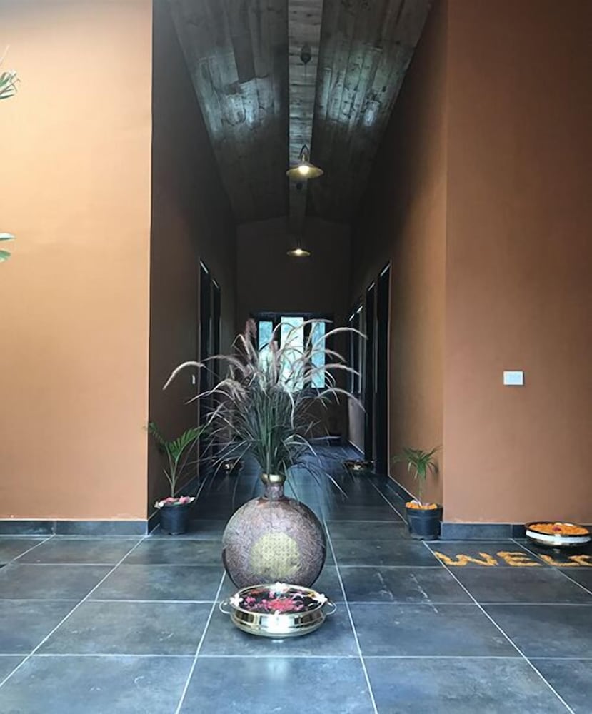 Sitabani Jungle and Spa Resort