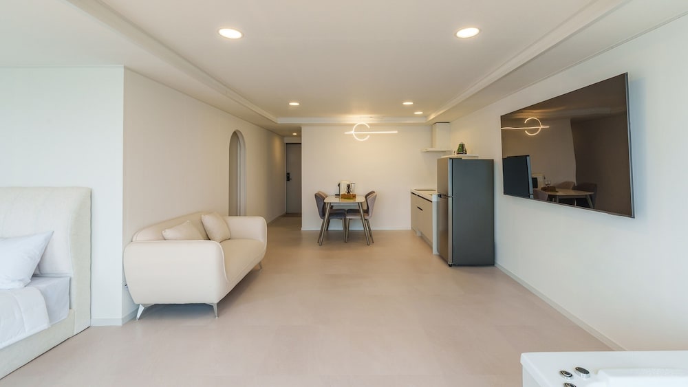 Donghae Neulbadarang Ocean View Pension