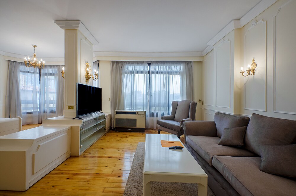 VESTA - Heliopolis Residence view 2