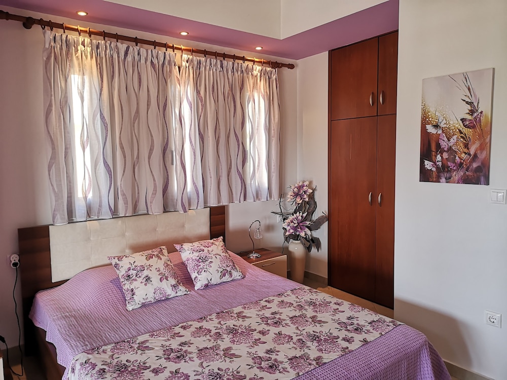 Aracelia Villas with private pools