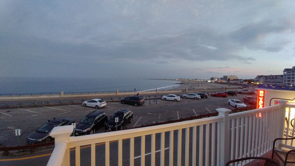 Breakers by the Sea - Property Image 30