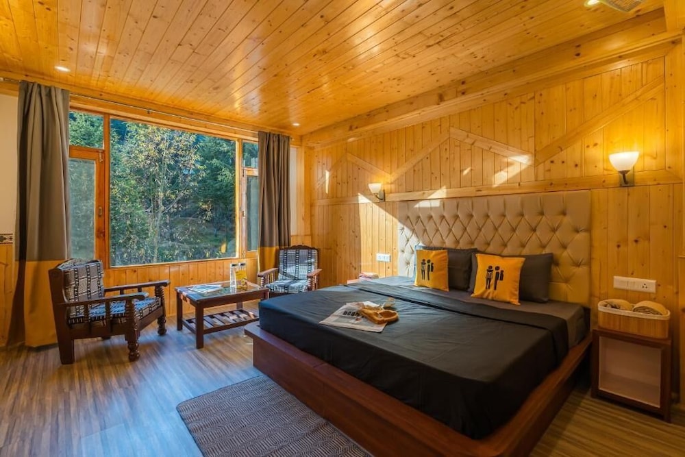 The Hosteller Manali, Old Manali