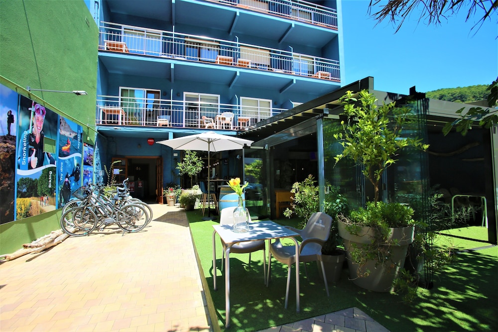 Hostel Costa Brava