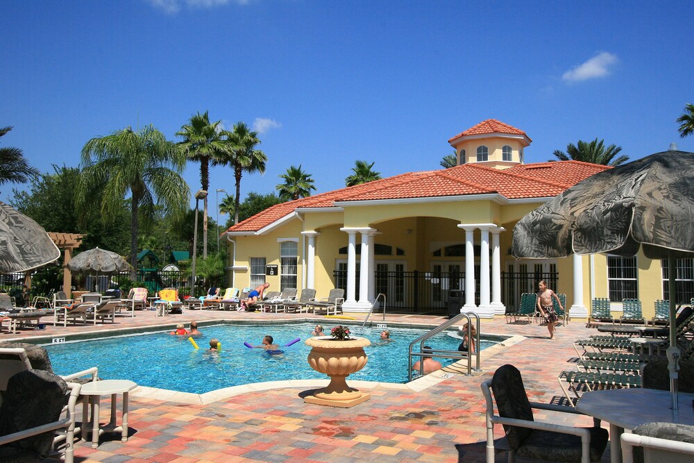 Waterside Villa by VillaDirect - Image 3