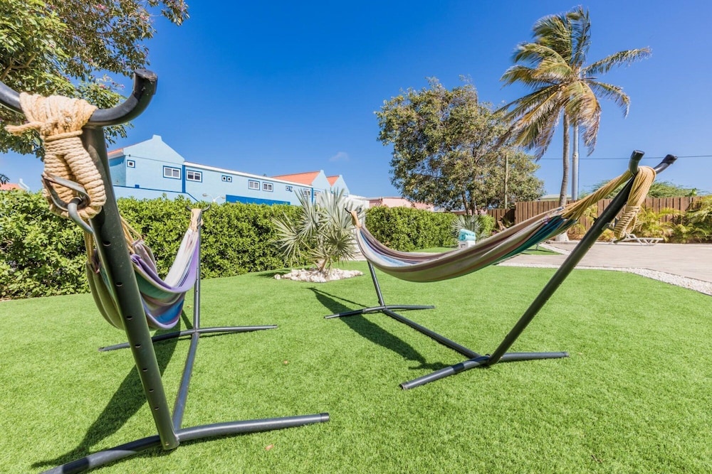 Turibana Plaza Suite 6 w Balcony