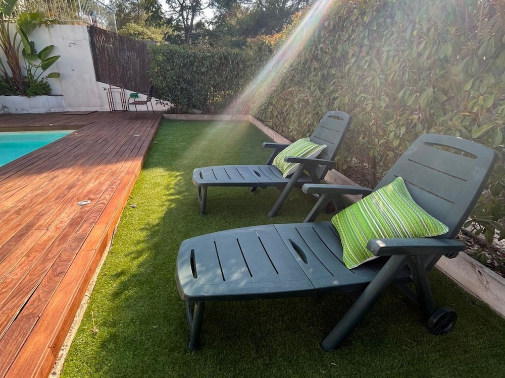 Villa Independiente con Piscina y Vistas