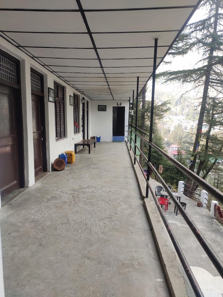 International Youth Club - Hostel