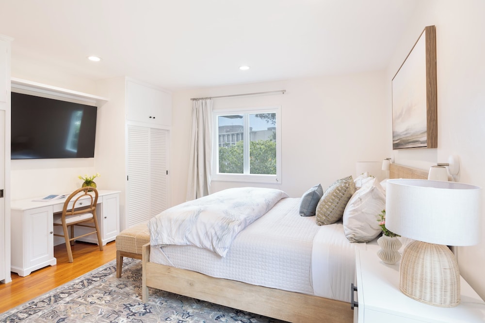 La Jolla Living by Avantstay A+ Location Private Backyard Lounge