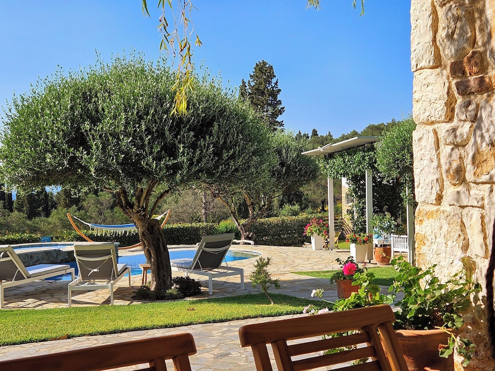 Villa Claire Corfu