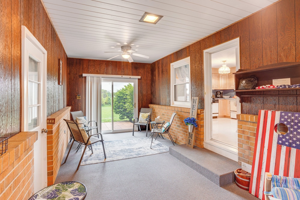 1 Mi to Hersheypark: Home w/ Patio in Hershey! view 3