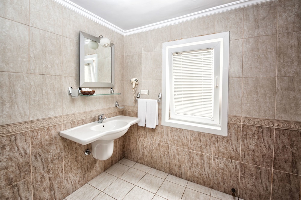 Centrum İstanbul Oteli - Image 28