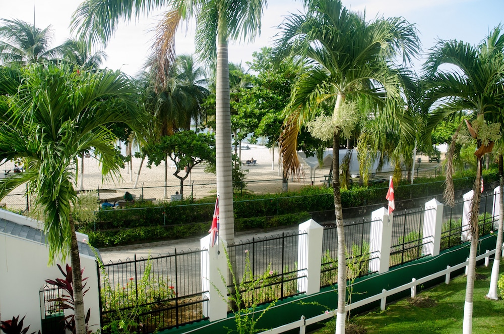 Sandcastles Beach Resort