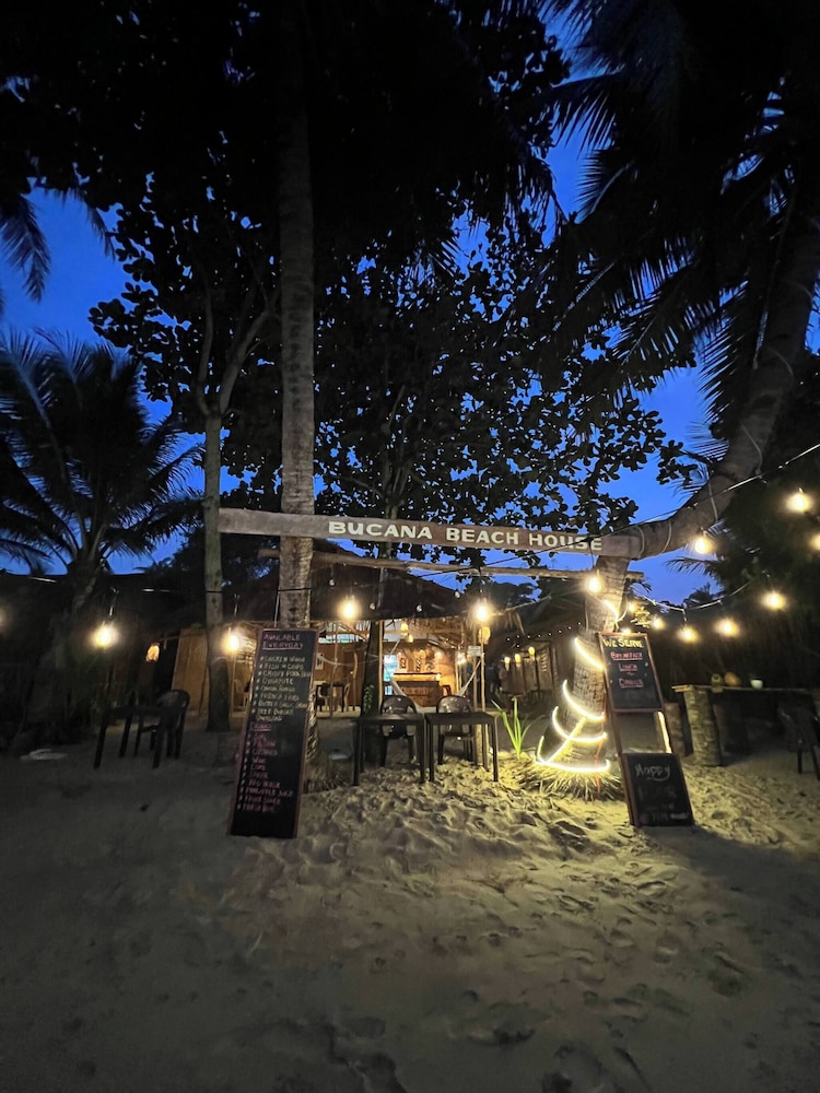 Bucana Beach House North El Nido