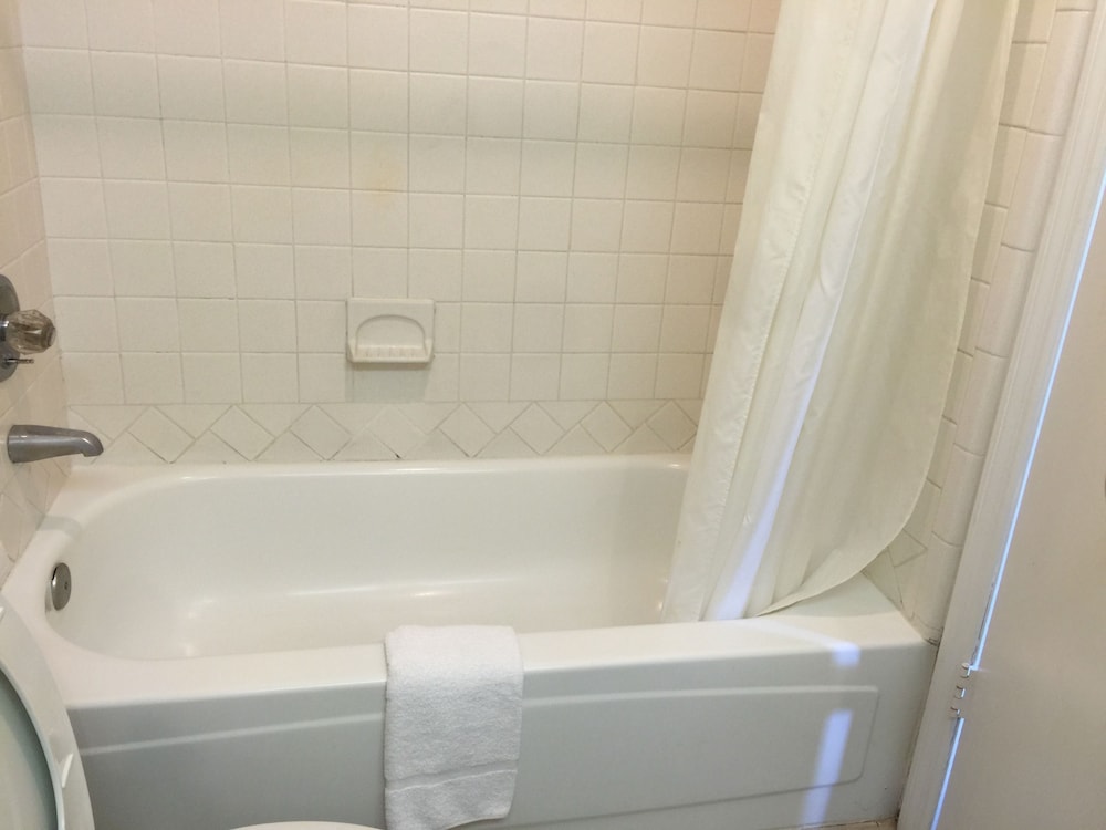 Heritage Inn