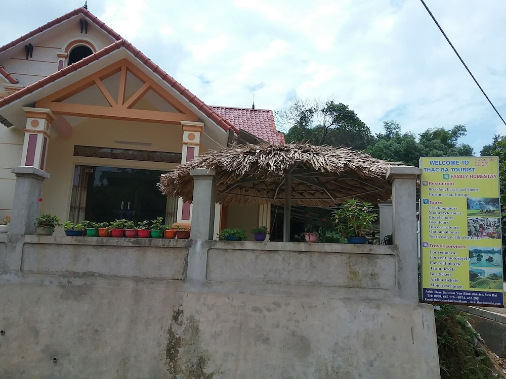 Thac Ba Family Homestay - Hostel
