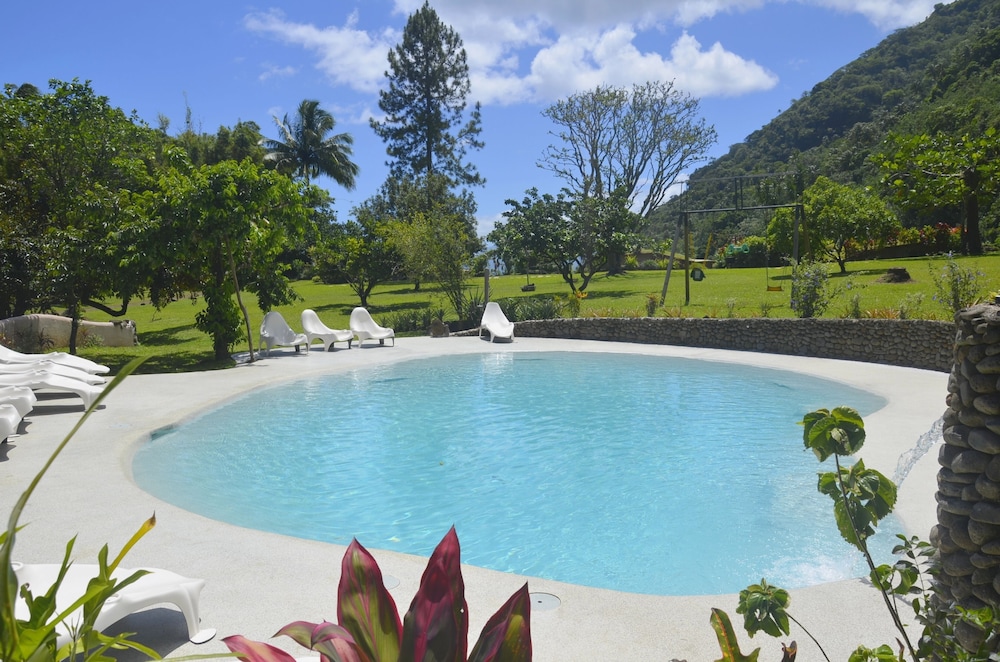 Vanira Lodge