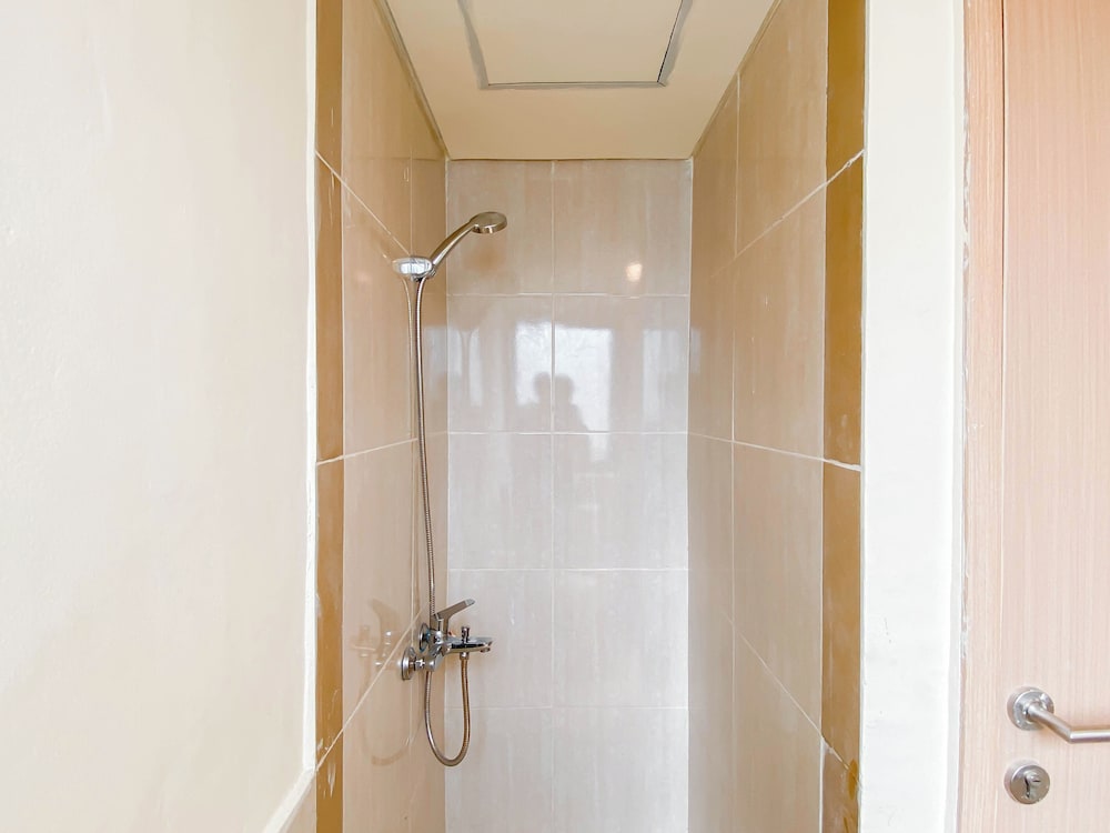 Homey And Modern 2Br At Meikarta Apartment