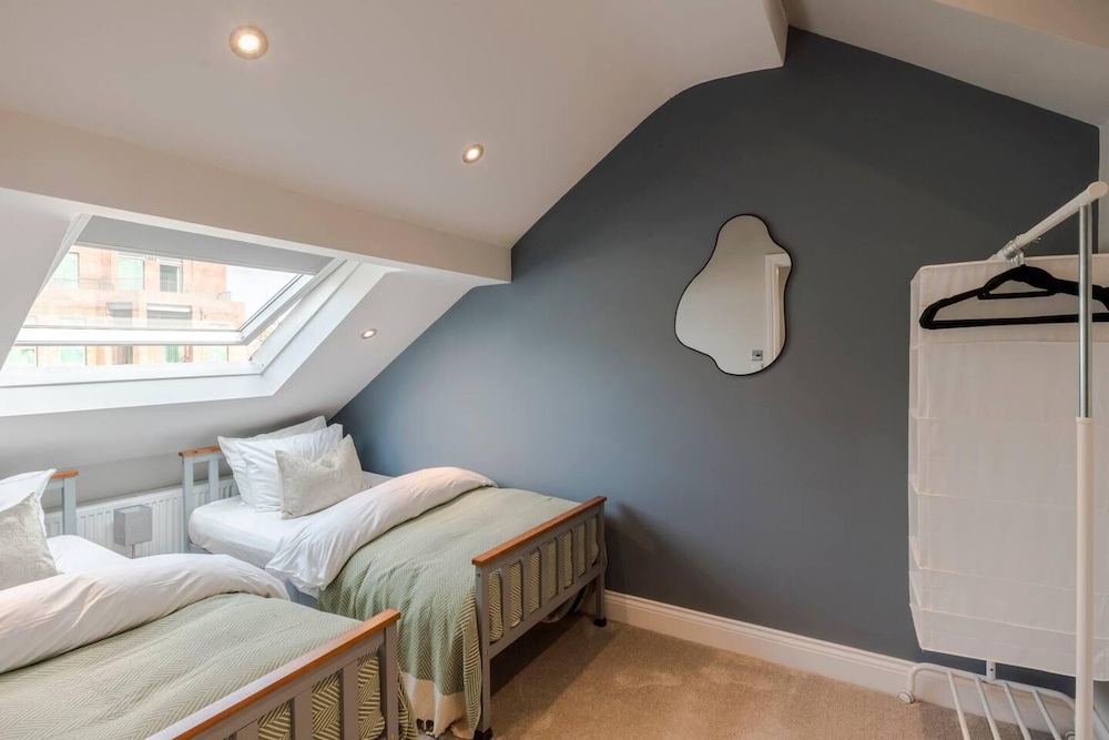 Stunning 3 bed Flat in the Heart of West Hampstead
