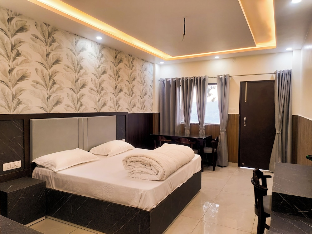 Cottage Club Inn