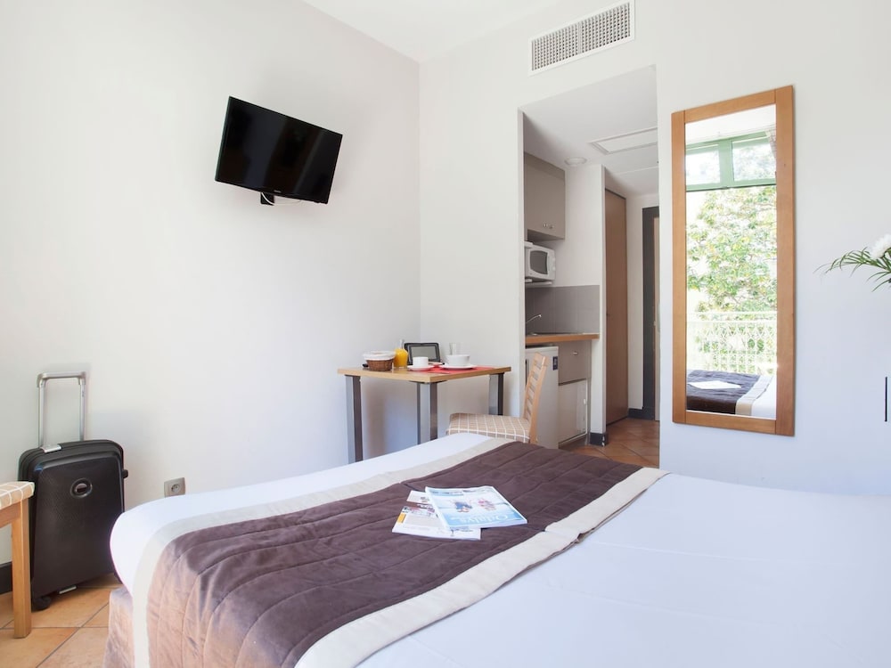 City-center Apartment photo 5