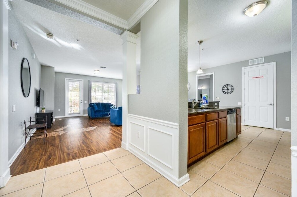 Epic Universe Family Fun Vista Cay Lakeview Condo - 1021