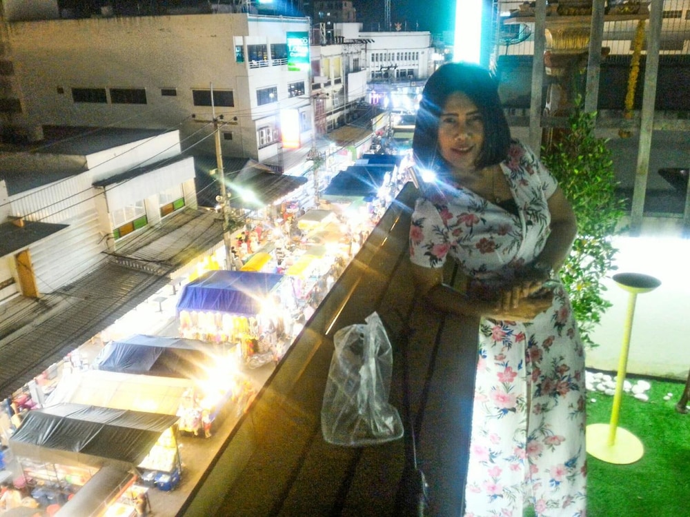 Hua Hin Night Market Hostel