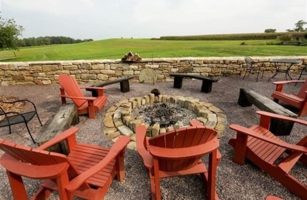 Deer Creek Winery at Watson Estate