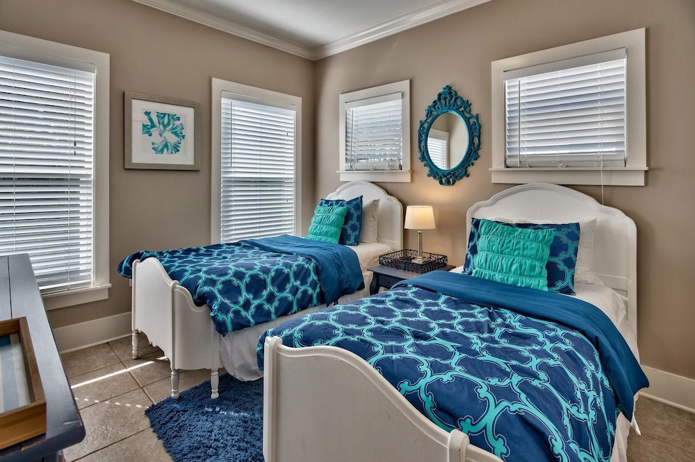 All U Need 4 Bedroom Holiday Home By Coastal Dreamin