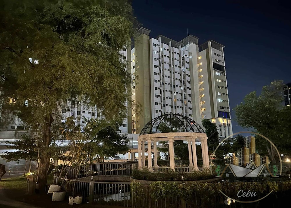 Cebu Vacations - Cozy Furnished Condo near I.T. Park - Property Image 15