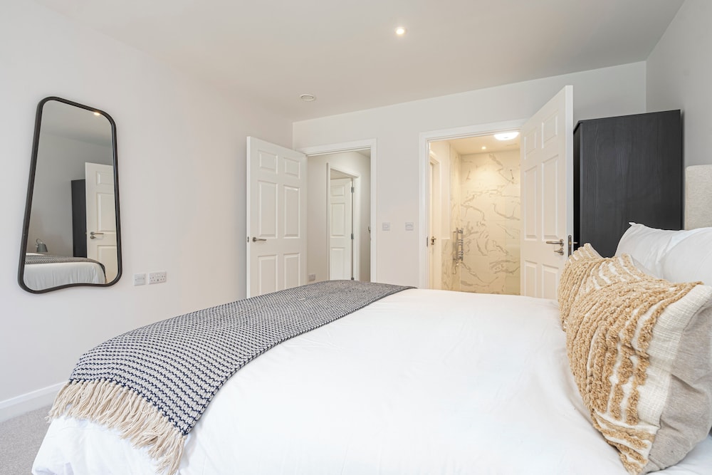 Velvet Morning Light For Guests Aged 65s
