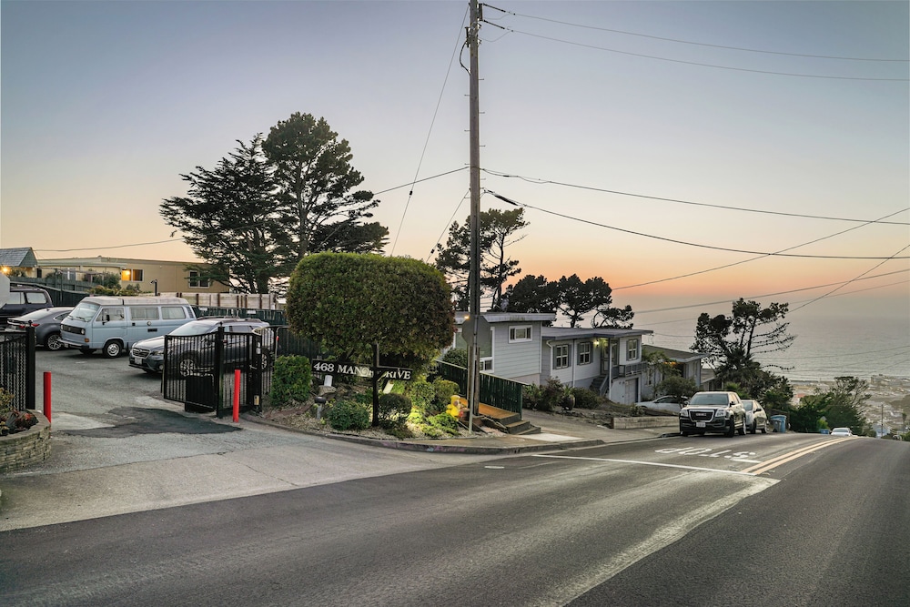 Delightful 2BR Mountain OceanSunset View