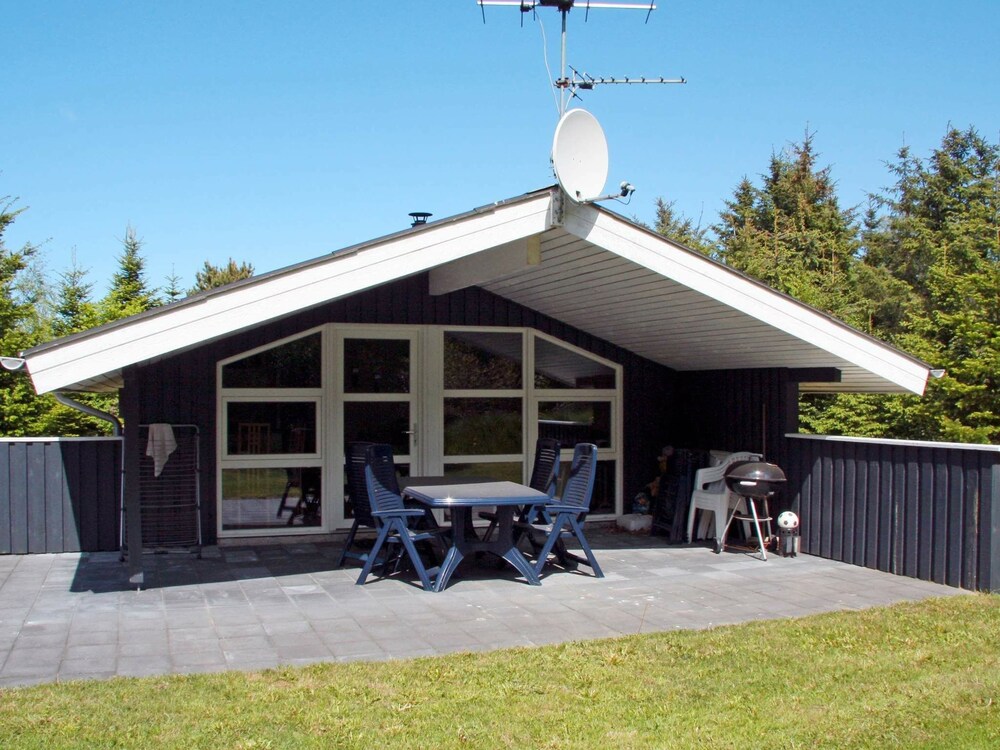 6 Person Holiday Home in Fjerritslev-by Traum