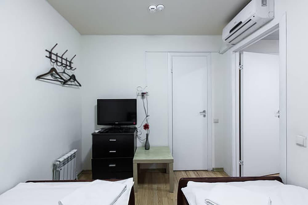 Dance Hotel