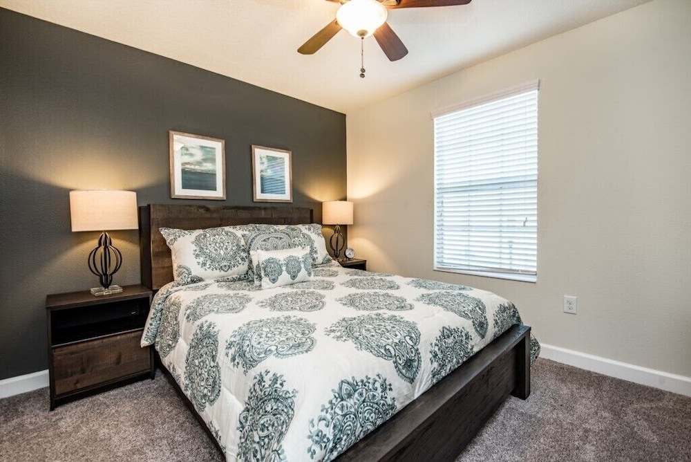 6 Bdrm 5 Bath Golf Resort view 5