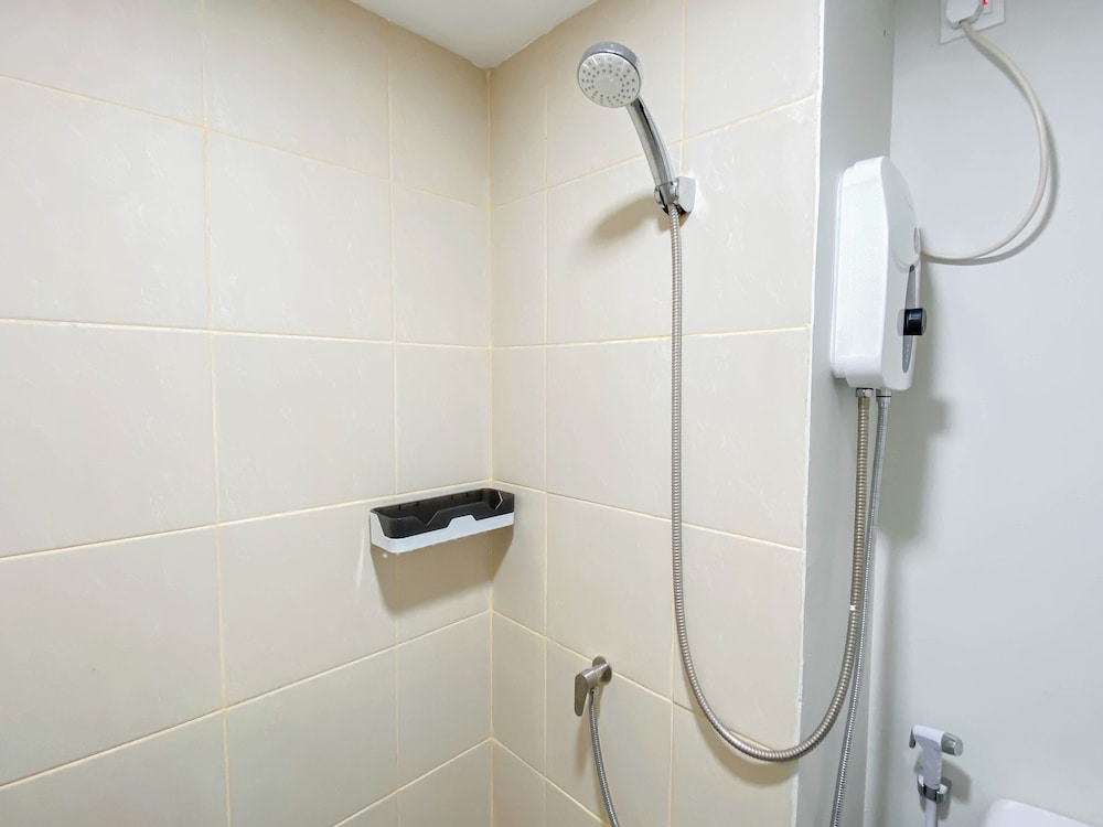 Affordable And Homey Studio Room At Meikarta Apartment