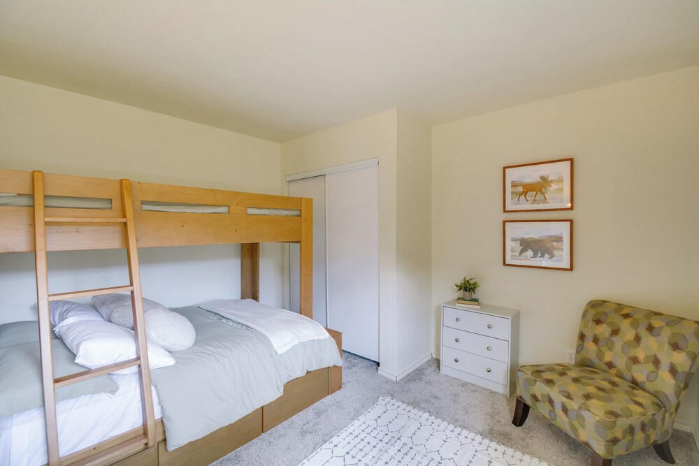 Hike, Fish, Ski & Explore: Cabin Near Breckenridge