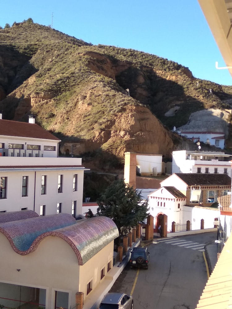Hostal Rural Montual