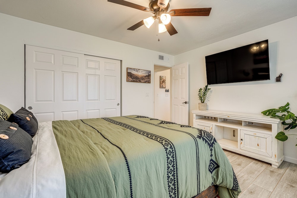 Family Home on > 2 Acres w/ Stables in Gilbert!