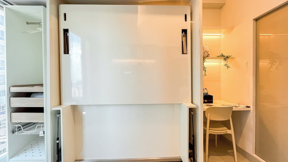 Tranquil And Modern Look Studio At Tokyo Riverside Pik 2 Apartment