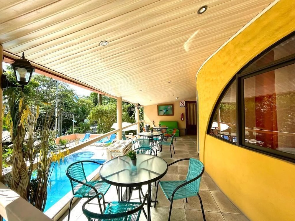 Hotel Colibri