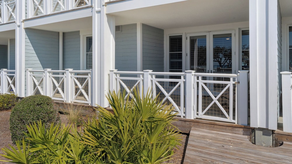 Watersound Beach Retreat Pool & Gulf Views + Free Attraction Tickets!