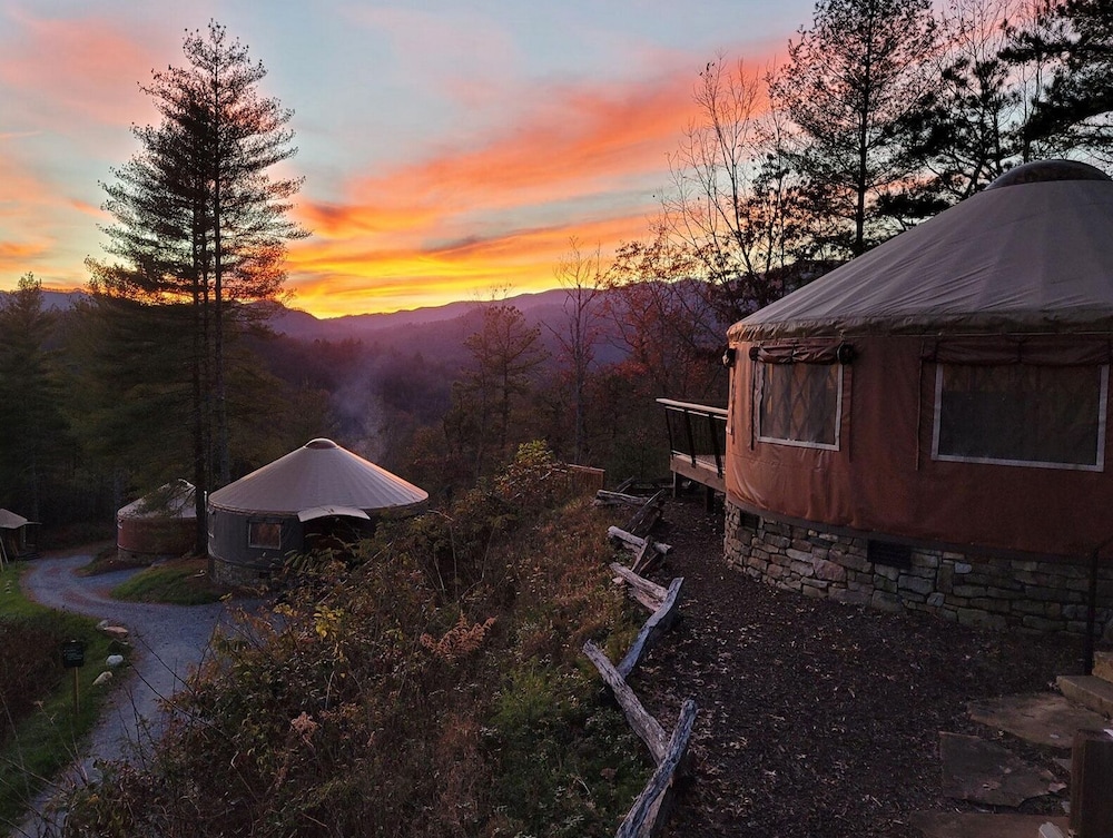 Sky Ridge Yurts