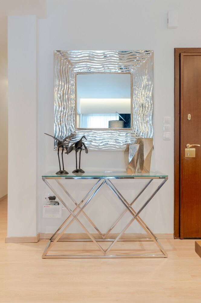 Acropolis View Deluxe Penthouse & Luxury Apartments
