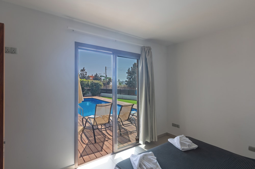Ayia Napa Satin Villa Svi3
