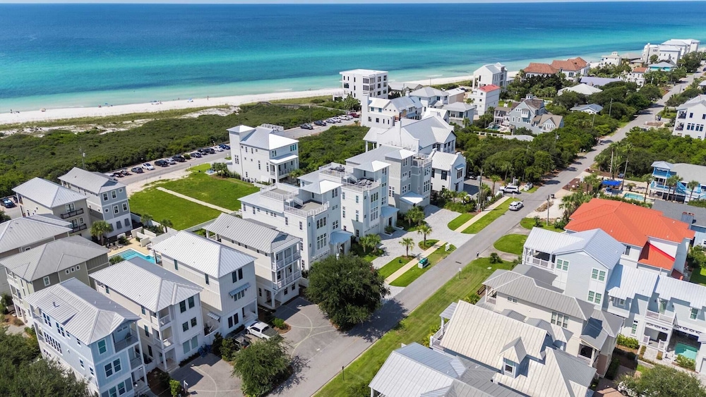 Sleeps 24 Beach Retreat w/ Pool, Rooftop Deck, Steps to Inlet Beach & Near Rosemary, Alys, Seacrest Dining & Shops The Palm 30A by Avantstay
